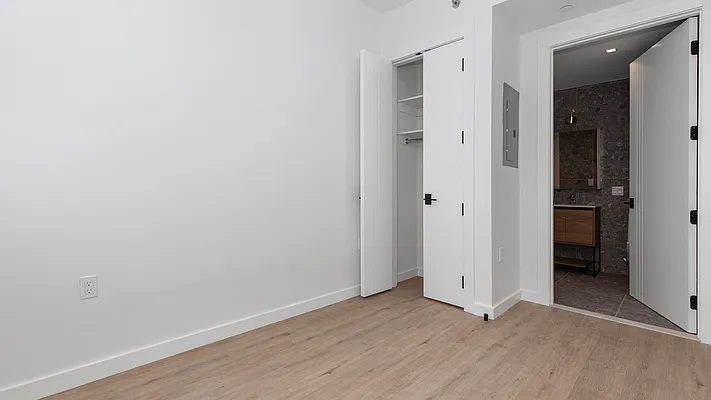 Rented by Nooklyn NYC LLC | media 66