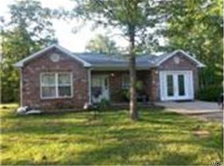 91 Shadow Dr, Steelville, MO 65565
