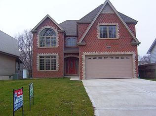 605 W Armitage Ave, Elmhurst, IL 60126