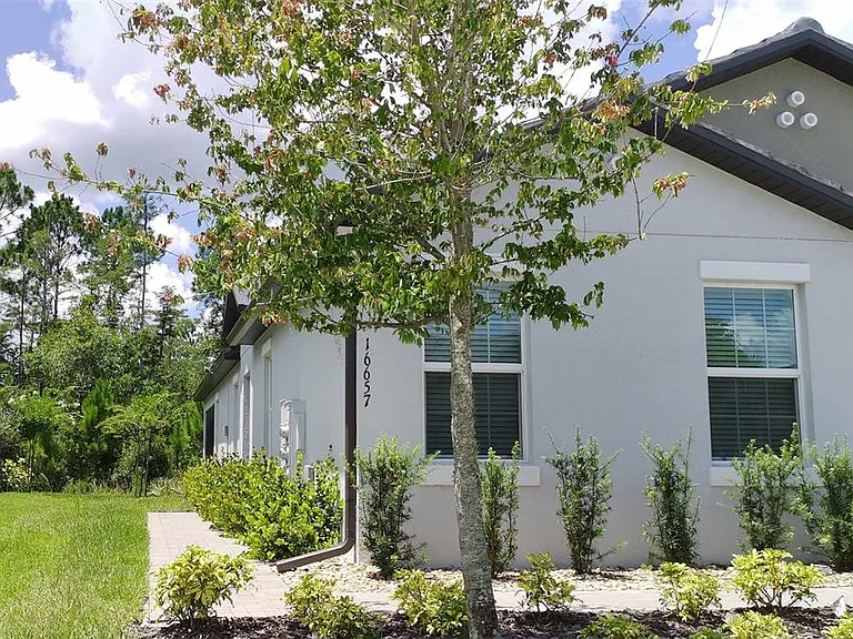 16657 Shell Bay Dr — Photo 3