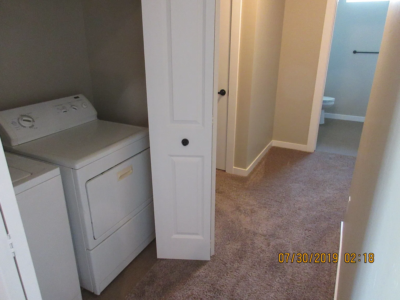2 bed, 2.0 bath, 1300 sqft, $1,800 — Photo 4