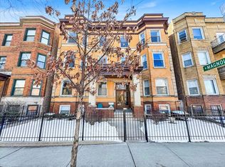 1227 W Foster Ave #3E, Chicago, IL 60640