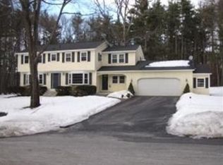 31 Valleyview Dr, Merrimack, NH 03054