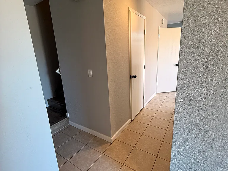 1502 Seiko Ave — Photo 5