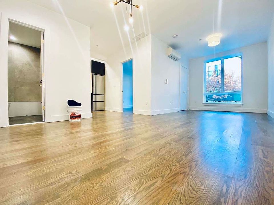 1st image of 484 Gates Ave #2