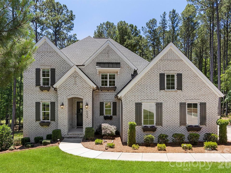 1st image of 6039 Chimney Bluff Rd