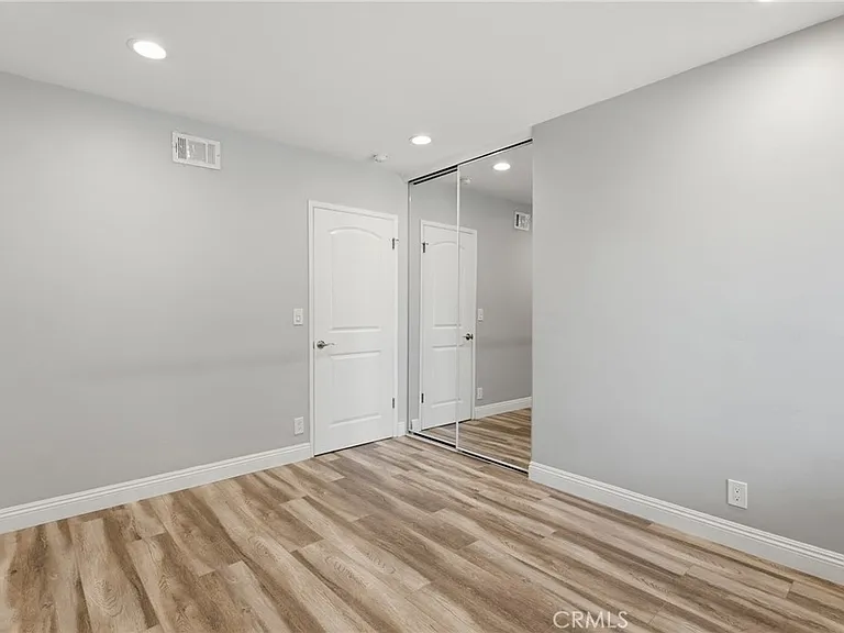 9754 Yolanda Ave — Photo 28