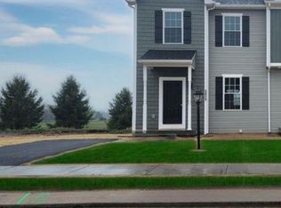 3615 Fieldstone Dr, Dover, PA 17315