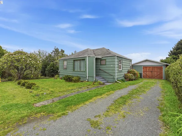 116 Fink St, Coos Bay, OR 97420