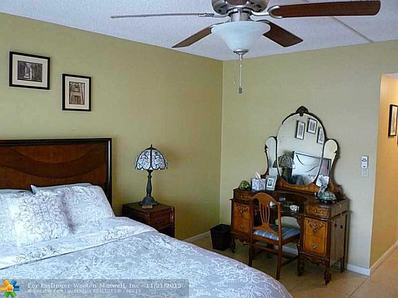 4th image of 16461 Blatt Blvd APT 201