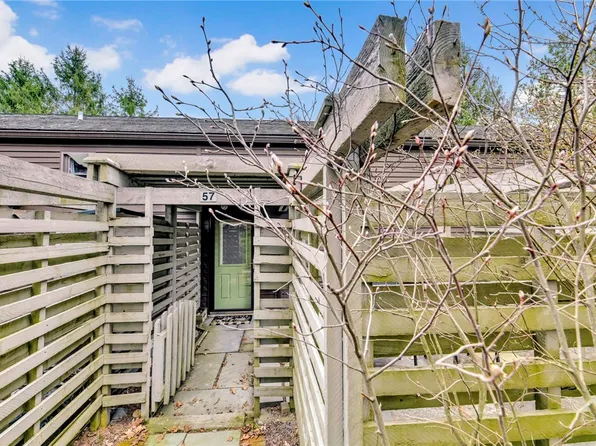 57 Lois Ln, Ithaca, NY 14850