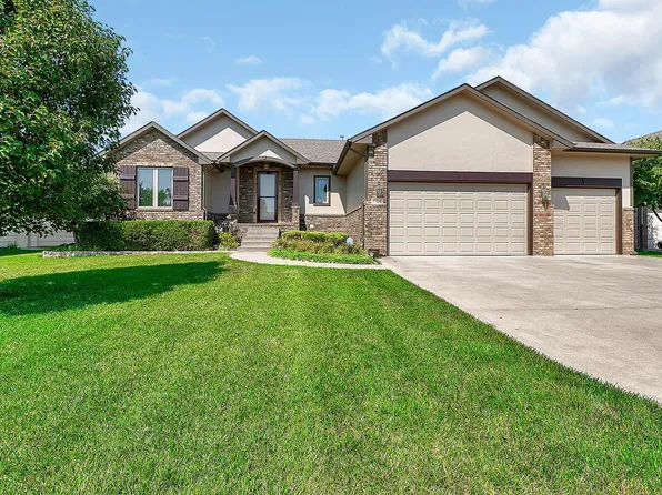 2519 N Ridgehurst St, Wichita, KS 67228