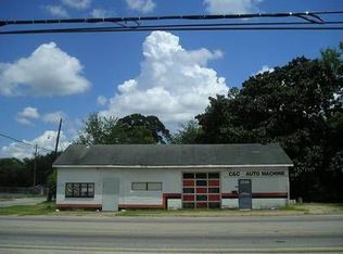 2736 Lower Wetumpka Rd, Montgomery, AL 36110