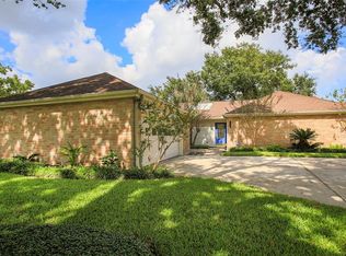 11514 Piping Rock Dr, Houston, TX 77077