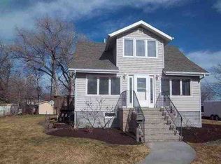 521 E 9th St, North Platte, NE 69101