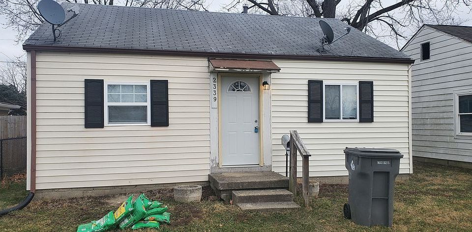 1st image of 2339 Villa Ave