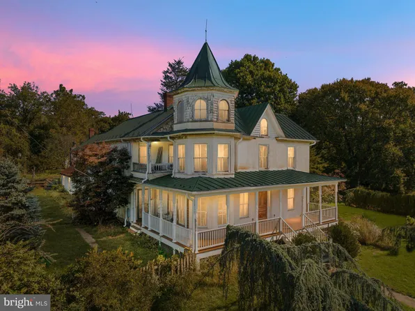 33828 Snickersville Tpke, Bluemont, VA 20135