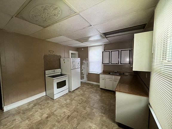 5th image of 3854 Zinsle Ave