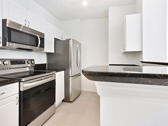 5th image of 630 S Sapodilla Avenue #Ph03