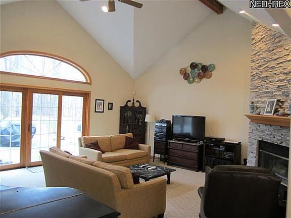 3rd image of 4318 Parkwood Ave