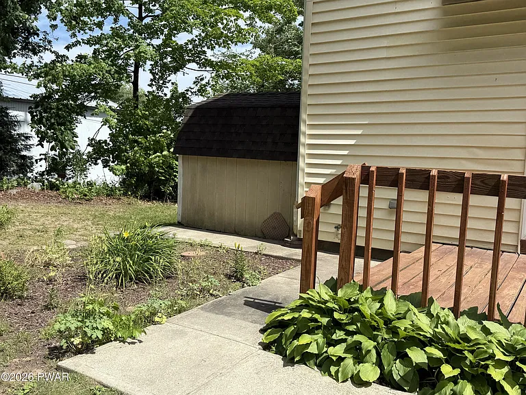 110 Wheatfield Dr — Photo 19