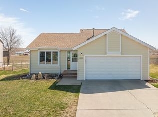 1242 Range View Cir, Rapid City, SD 57701