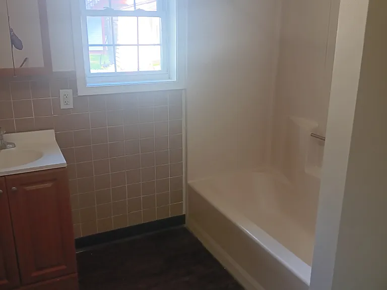12 N Maple Ave #1 — Photo 6