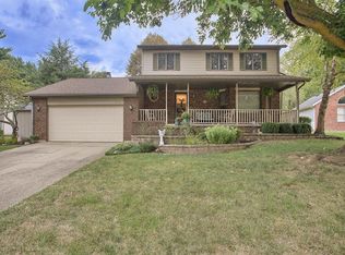 212 Evergreen Ct, Mahomet, IL 61853