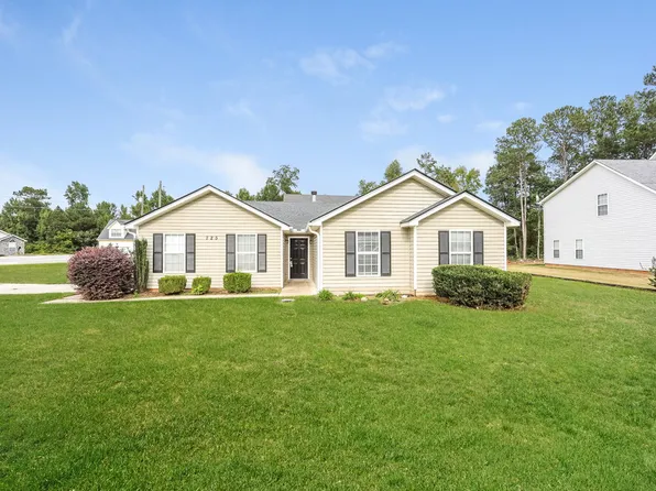 725 Cherry Branch Cir, Fairburn, GA 30213