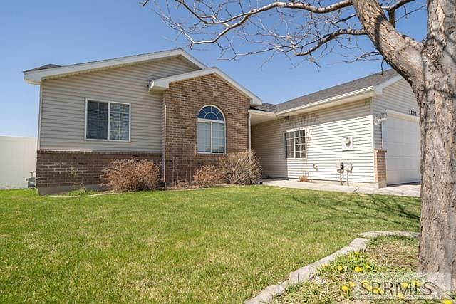 1st image of 1202 S Ashland Dr