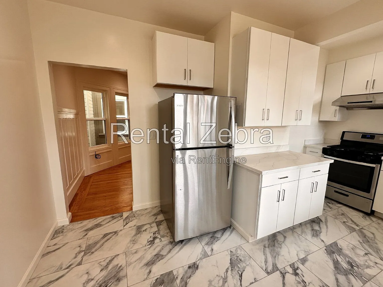 2 bed, 1.0 bath, $7,200 — Photo 4