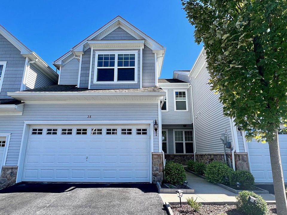 1st image of 28 Lyndsey Ln