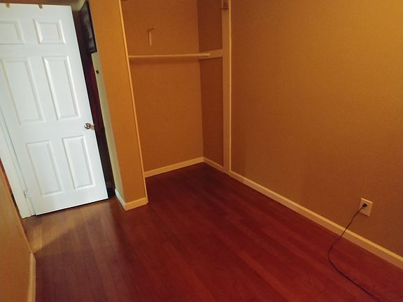 5th image of 2521 W Sunflower Ave Unit V2