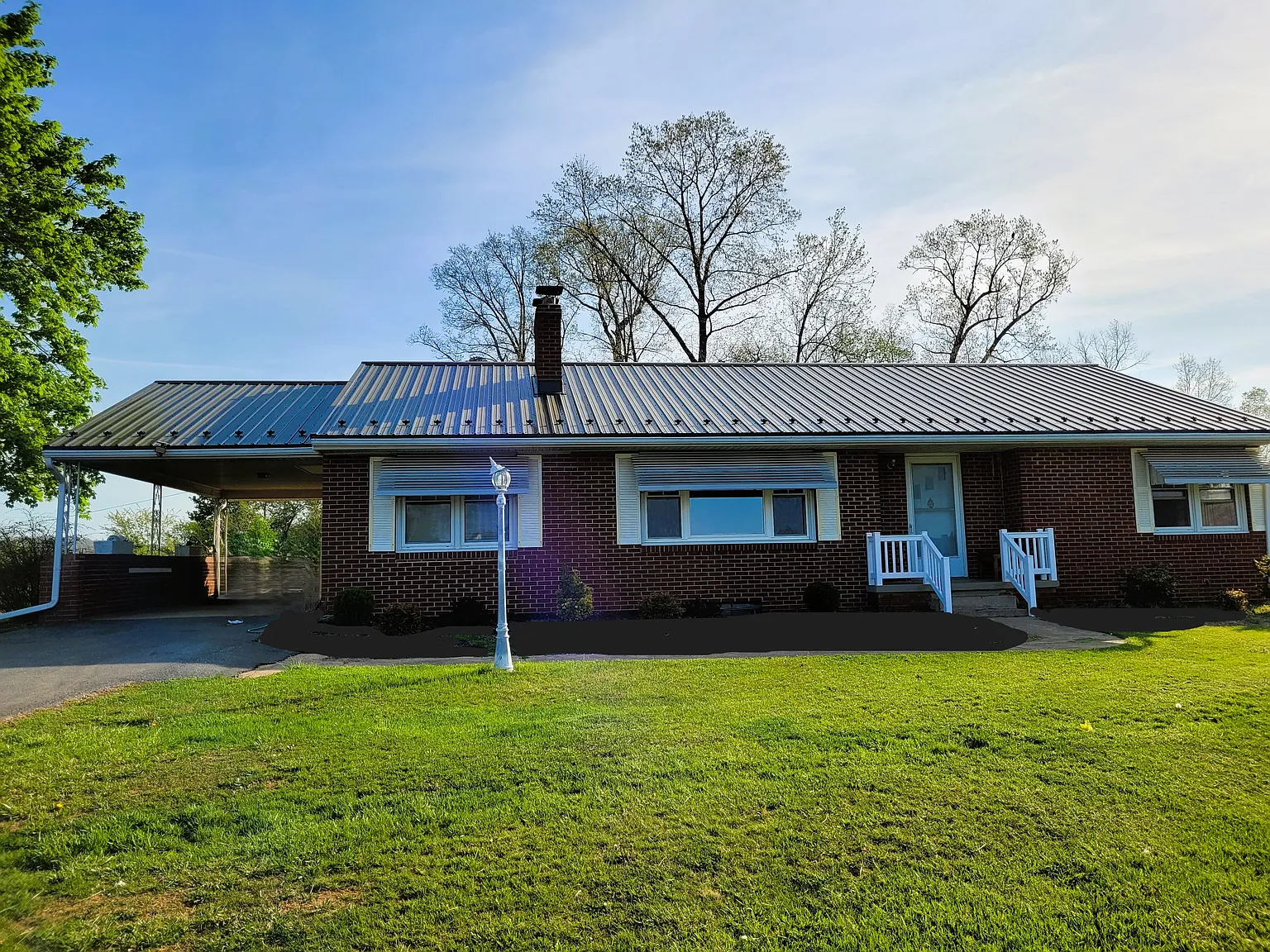 3973 Spotswood Trl — Photo 1