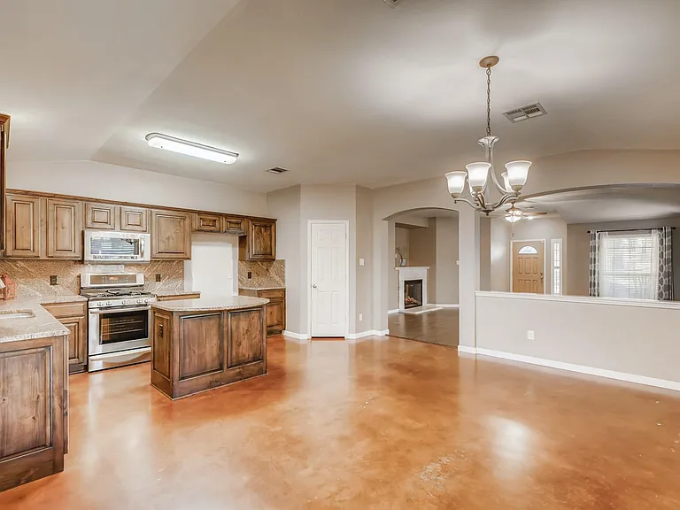 3676 Spring Canyon Trl — Photo 15