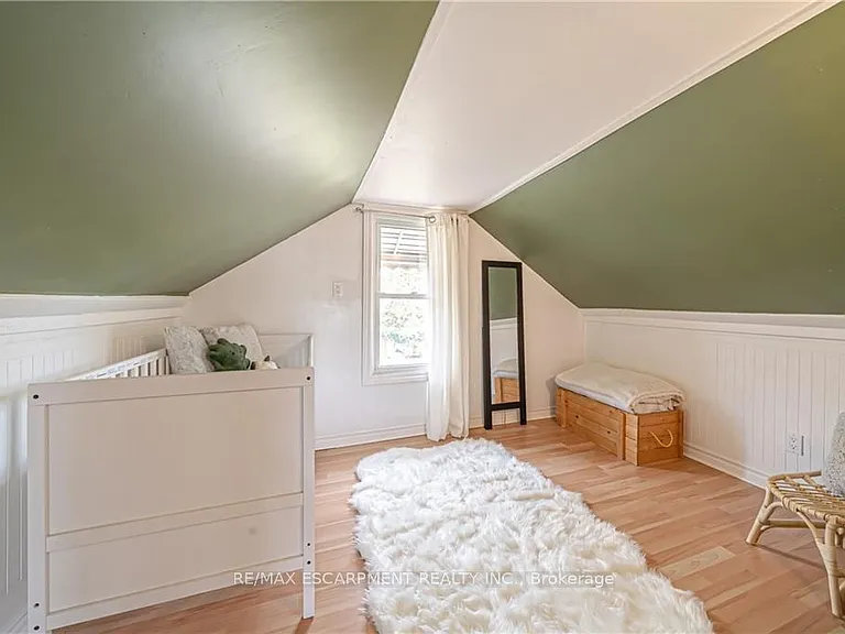 22 Concord Ave — Photo 10
