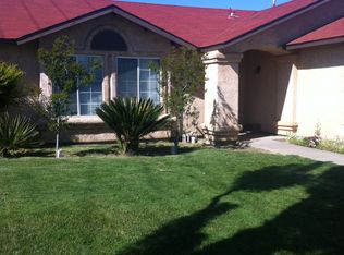 1480 Lombard St, Hanford, CA 93230