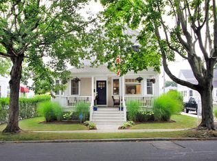 32 Harrison Ave, Newport, RI 02840