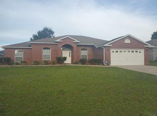 7073 Season Dr, Milton, FL 32570