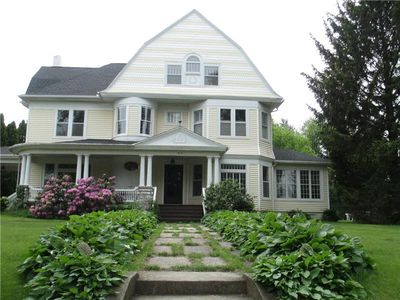 915 East Broadway, Monmouth, IL, 61462