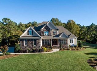 12904 Grovehurst Dr, Raleigh, NC 27613