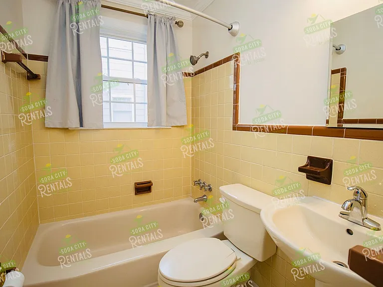 2829 Duncan St — Photo 14