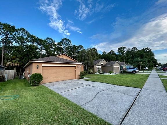 2nd image of 2317 Donegan Pl