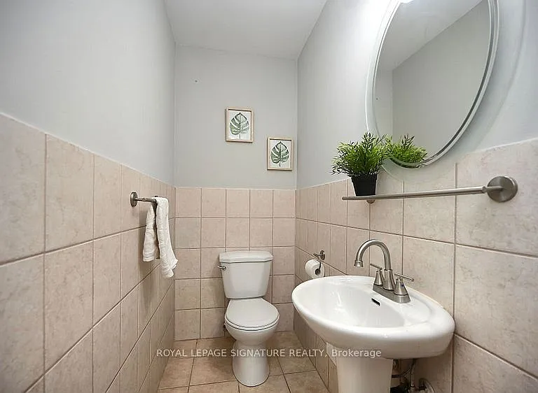 2001 Bonnymede Dr #22 — Photo 12