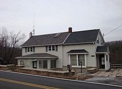 2nd image of 17033 Sabillasville Rd