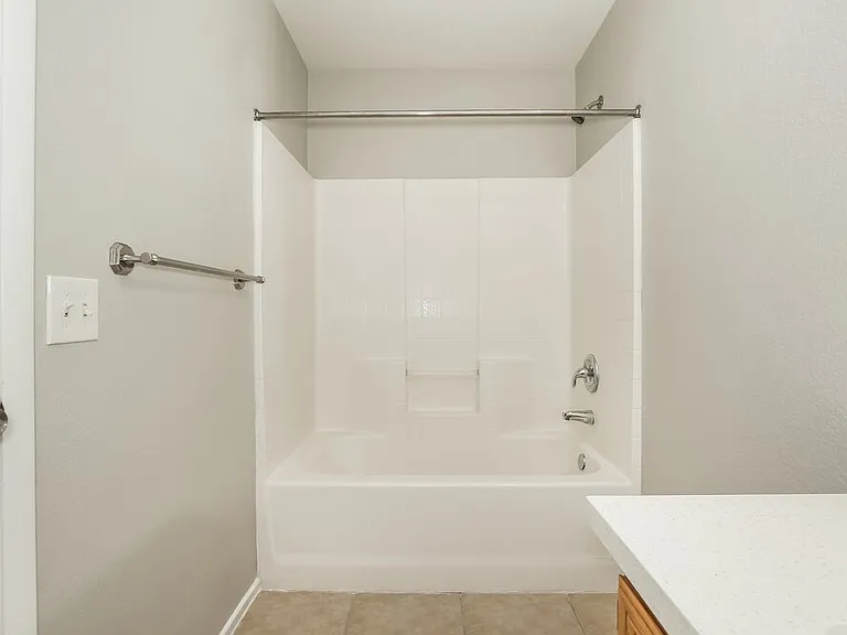 5016 Charlo Dr — Photo 12