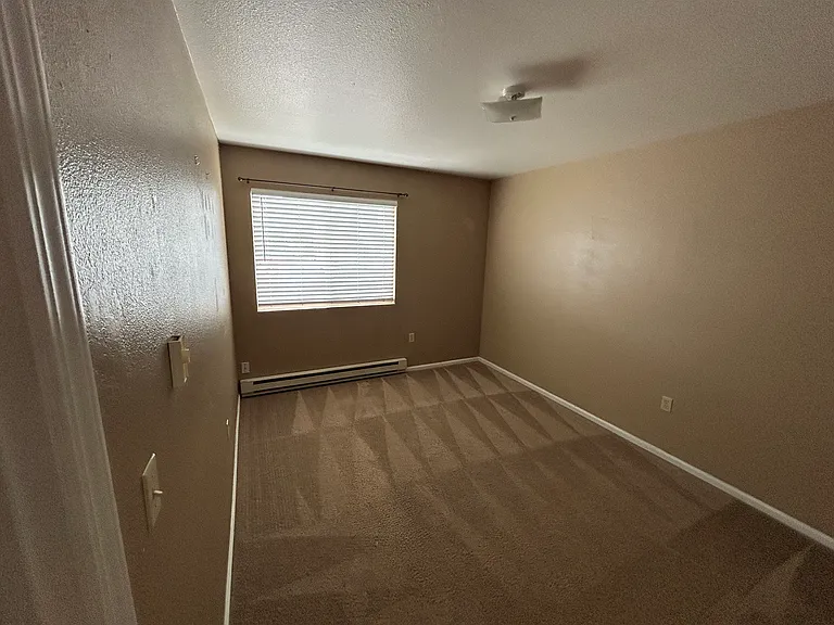 1355 Cherry St #B — Photo 8