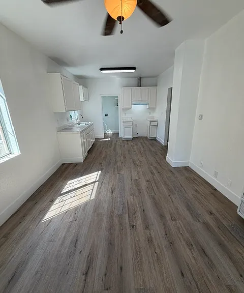 1436 E 22nd St #1438 — Photo 2