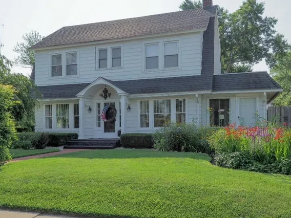 336 N Riverview Dr, Parchment, MI 49004