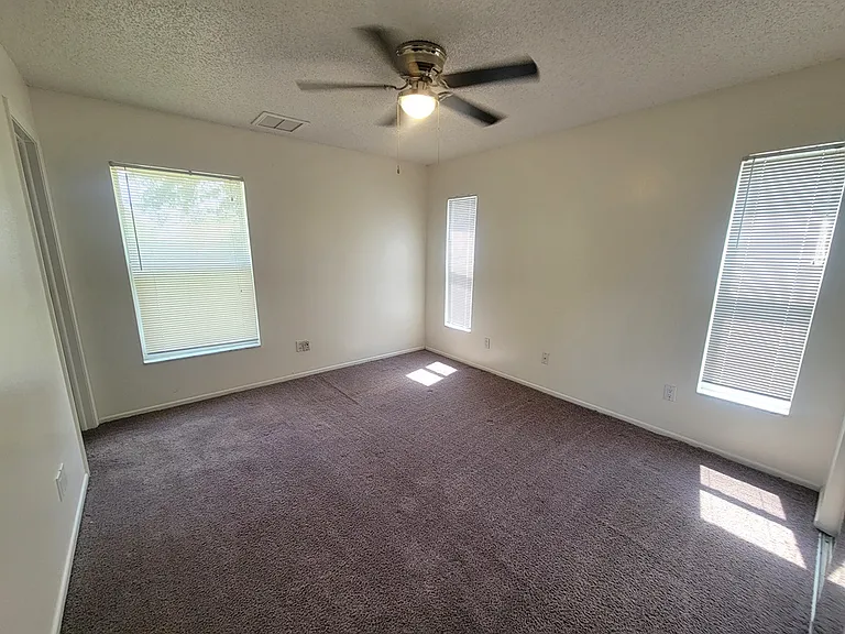 8224 Autumn Oak Ave — Photo 14